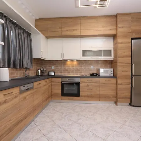 White Pearl 2 Апартаменты *